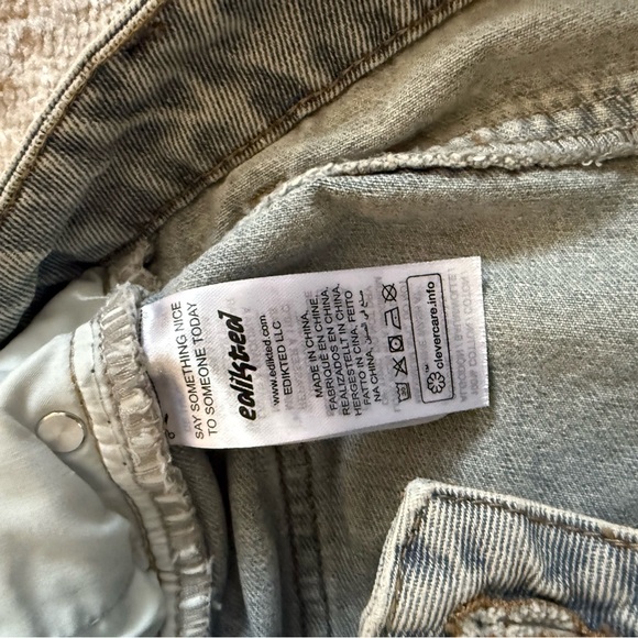 edikted Stylish Gray Women's Jeans Size XS - Picture 6 of 6